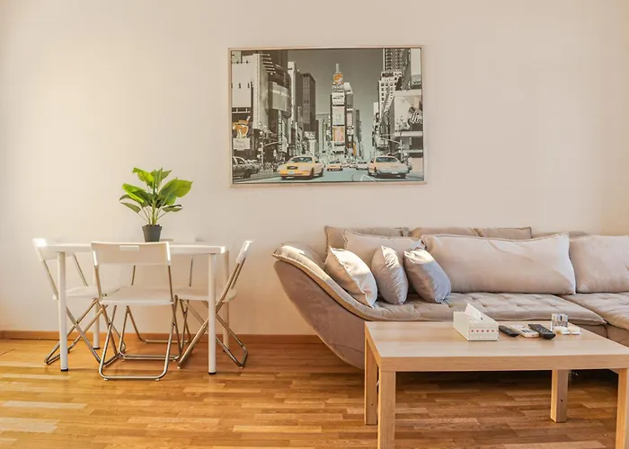 Comfortable 2br Near Millennium Tower Long Διαμέρισμα *