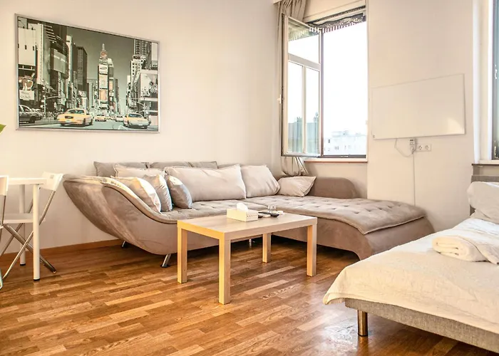 Comfortable 2br Near Millennium Tower Long Διαμέρισμα