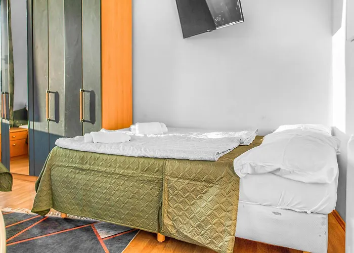 Comfortable 2br Near Millennium Tower Long * Βιέννη