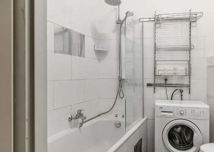 Διαμέρισμα Comfortable 2br Near Millennium Tower Long *