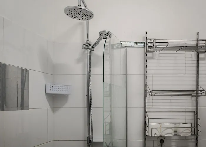 Comfortable 2br Near Millennium Tower Long Διαμέρισμα Βιέννη