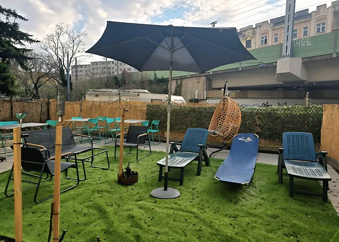 Comfortable 2br Near Millennium Tower Long Διαμέρισμα